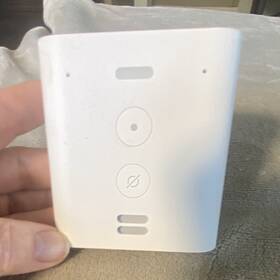 Amazon C77a83 Wi-fi Smart Plug App-controlled Alexa White Type A Model