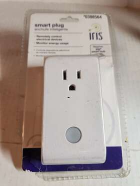 0388564 Iris 848648000101 Smart Plug #0388564 Remote Control Electrical Devices New