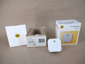 401g00 Yale 05/401g00/wh Ac-r1 Connect Wi-fi Bridge - Remote Access Voice Assistant Int