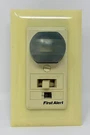 Vintage First Alert PIR730 Photoelectric Body Heat Sensor Wall Switch Auto. Fixed Price $14.95.