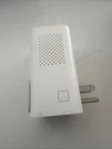 Glow AWAIR0PD1 White Wifi Quality Monitor Smart Plug & Ambient (z). Fixed Price $19.00.